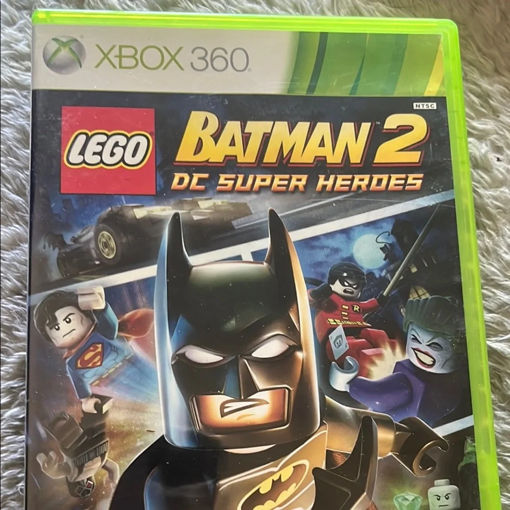 LEGO Batman 2: DC Super Heroes for Xbox 360 - Green Case EUC